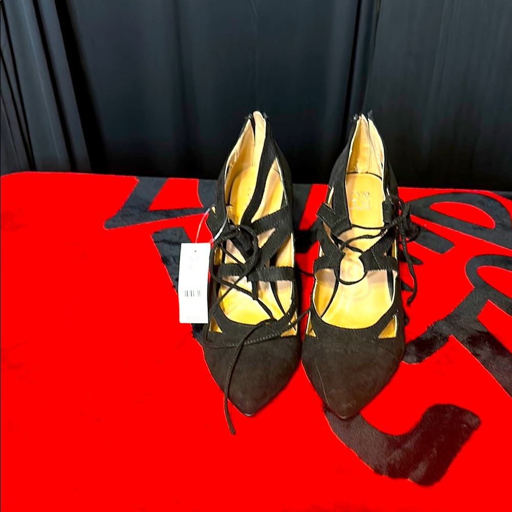 Elegant Black Lace-Up Women's Shoes